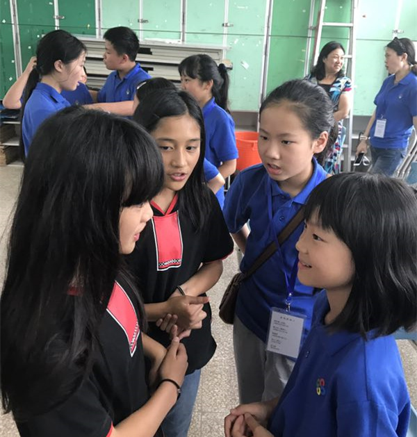 上海長寧區(qū)少年宮合唱團(tuán)師生代表團(tuán)赴臺交流 上海長寧區(qū)少年宮合唱團(tuán)師生代表團(tuán)赴臺交流