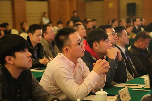 �����ڴ��_�����ꅢ�c�˴ν�������������˽��ǧ�Ļ�