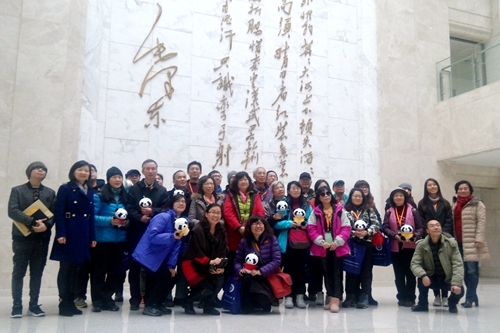 ���L�F(tu��n)һ������ӿƴ��Ӱ