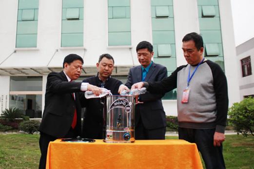 ݚ�D(zhu��n)ǧ���f(w��n)���(l��i)���_(t��i)������ɽ��ɽȪˮ�c�߿h����X��ɽȪˮ�R����һ��