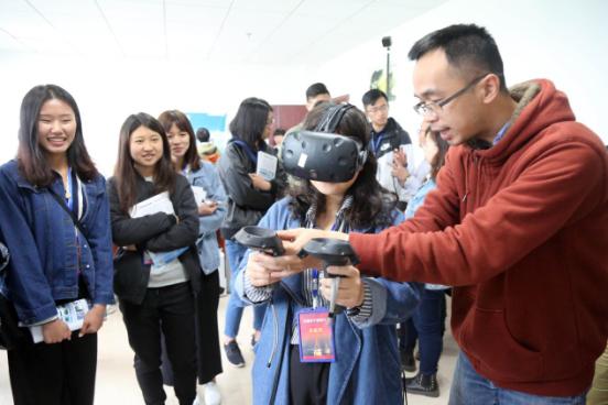 �Ĵ��d�(y��ng)�e�С��_(t��i)���W(xu��)�Ӹ����С����(d��ng)