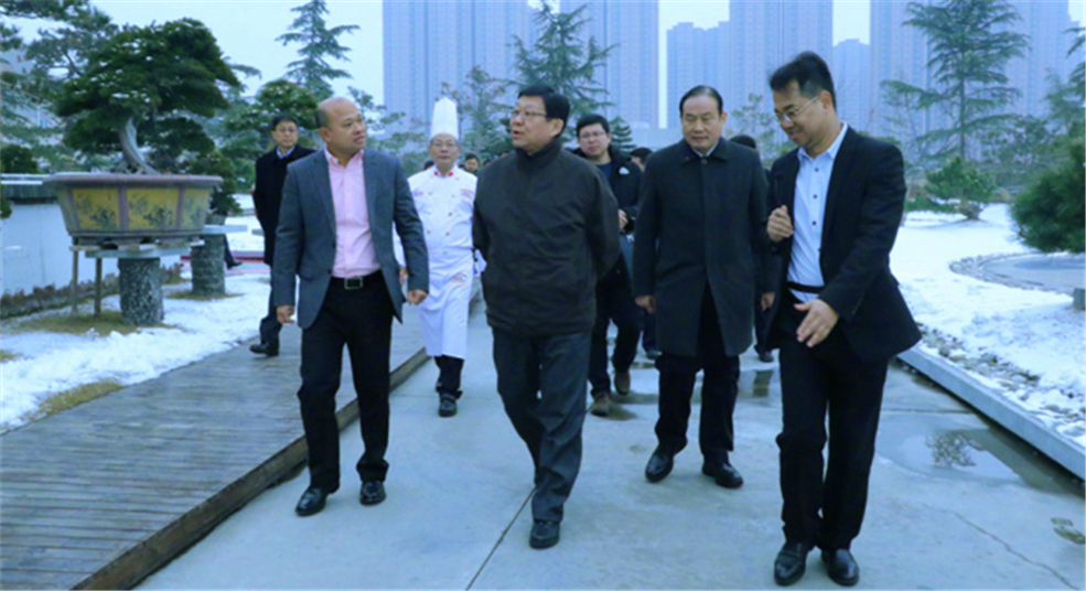 陳德銘走訪西安臺(tái)企“御品軒” 帶來春節(jié)的暖心問候