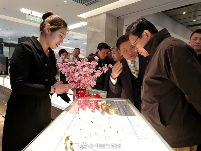 ���f(xi��)�����Lꐵ�㑸����ݵ���˹���l(w��i)���{��ο��