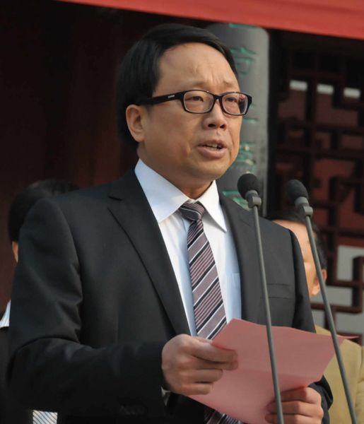 2013���{�ɰ���֔(j��n)�W(xu��)�g(sh��)��ӑ��(hu��)�����(y��ng)�e��