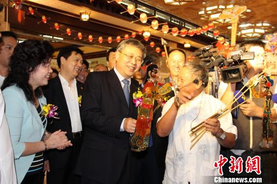 ɽ�|�����|(zh��)�Ļ��z�a(ch��n)չ�������g�������(d��ng)�ڻ�¡�e��