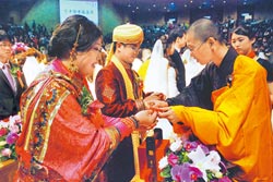 ���Ʒ�����ٌ������C�飺ٝ����(qi��ng)���z�ס�˴�