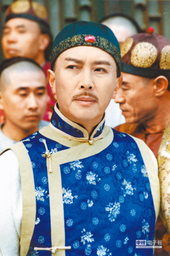 大陸歷史小說在臺掀熱潮二月河在臺灣大紅大紫