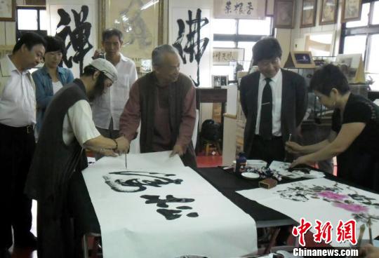 �_����������ɽ�F(xi��n)�����ɝ��������S���~�������������A����ٛʯ�����Ļ����L�F(tu��n)