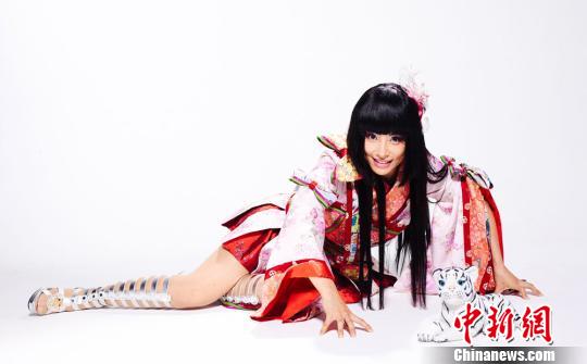 �ɰ�ˇ�g(sh��)��(li��n)�τ�(chu��ng)��ħ�Óu�L��������Ů������ĸ��