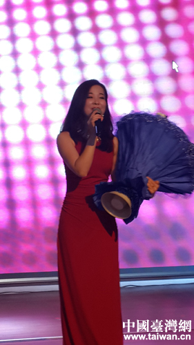 ���µĹ������cС�������w������龉�͐����һ��