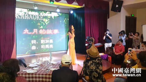 ���µĹ������cС�������w������龉�͐����һ��