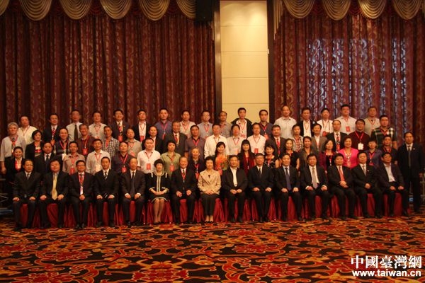 ������ӑ��(hu��)ȫ�w�c��(hu��)�ɆT��Ӱ������