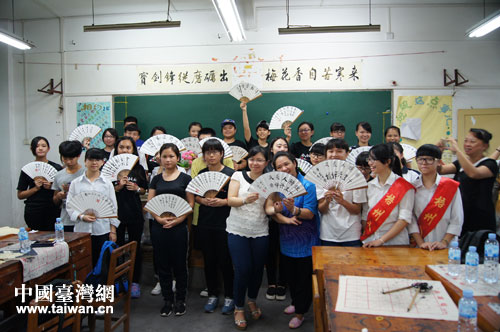 �ɵ،W(xu��)���M(j��n)���˕��������������]����ī