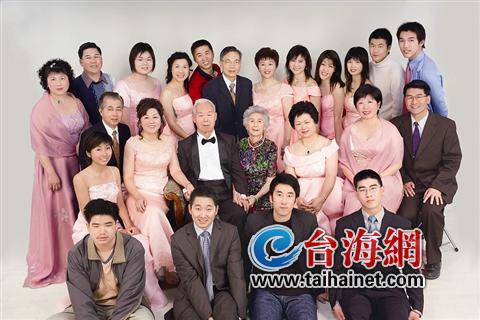 臺灣老奶奶福建安葬與丈夫跨海相聚(圖)