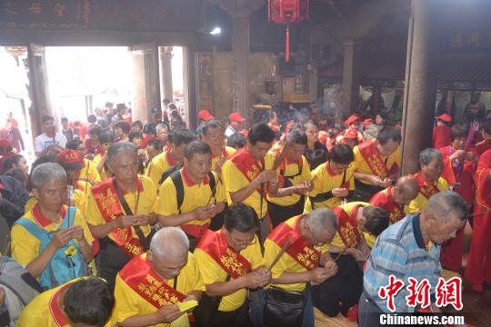 �_���û��T�ִ���m�״νM�F�����������]���M��