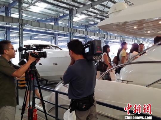 ����8��1�������{�ɰ�ý�w���L�����ͧ��һ�ɡ���̫��B��ͧ�ɷ����޹�˾���������z