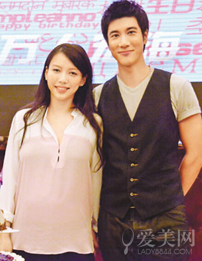  ���������Ƶ� 10������ƽ��Ů���l����