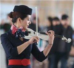 �Ͼ��C(j��)��(ch��ng)�ս㡰���W��ӭ����ů���\(y��n)��