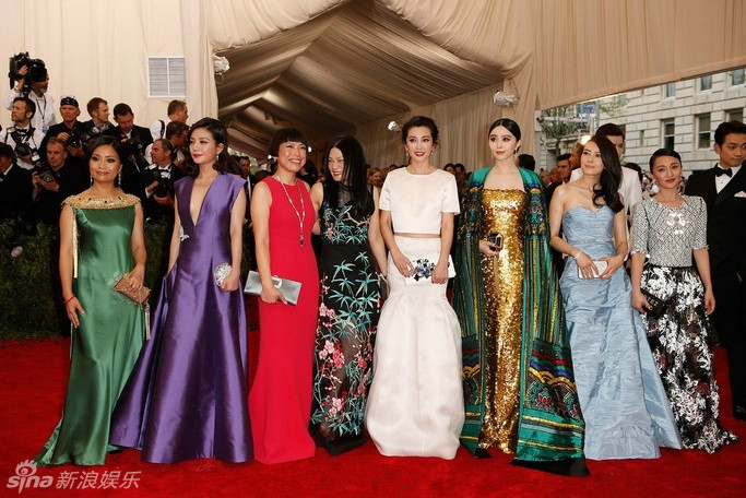 �Ї�(gu��)���ǽM�F(tu��n)���ࡰ�r(sh��)�ЊW˹���� Ů�Ǽt̺��(j��ng)�G