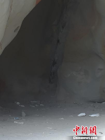 �׹�ɽɽ�_�����ǎr����(n��i)���F(xi��n)��������rʯ�� �Oz