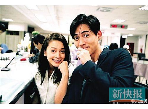 周渝民曬合照宣布結(jié)婚肉麻示愛:周太太真美(圖)