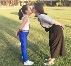 ���˶�̥�����LŮ���Z�o���c��ͩ�����H�H