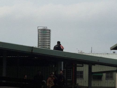 �_(t��i)�����ӱ���4��(g��)���´�Ů���[���Ǳ������Ʒ�