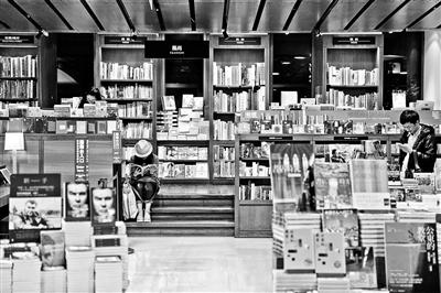 24小時(shí)誠品敦南店如今成為臺(tái)北文化地標(biāo)