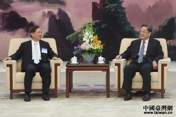 俞正聲會(huì)見(jiàn)臺(tái)灣商業(yè)總會(huì)赴大陸經(jīng)貿(mào)考察團(tuán)