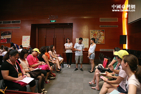 �ڶ��Ãɰ�������ͥ��Ů����I�ھ��e�С��D�������L���ڽ�����(j��ng)��������ĵ�