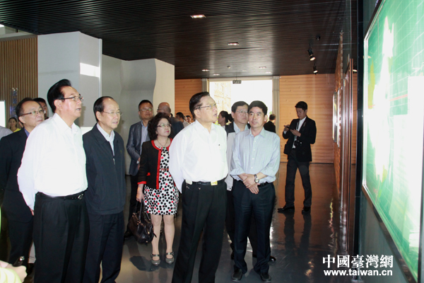 ���L�Fһ�����y������Ҏ(gu��)��չ�[�^Ԕ���˽��y���Кvʷ�l(f��)չ�ͳ���Ҏ(gu��)����