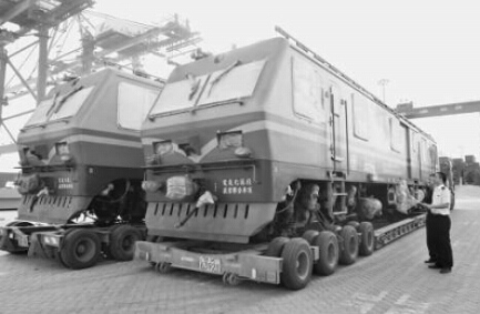 廈門首次對(duì)臺(tái)出口火車頭用于電纜維護(hù)及搶修