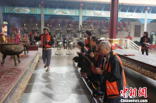 �_(t��i)��400���ű����V�|���^�׻����R����(�D)