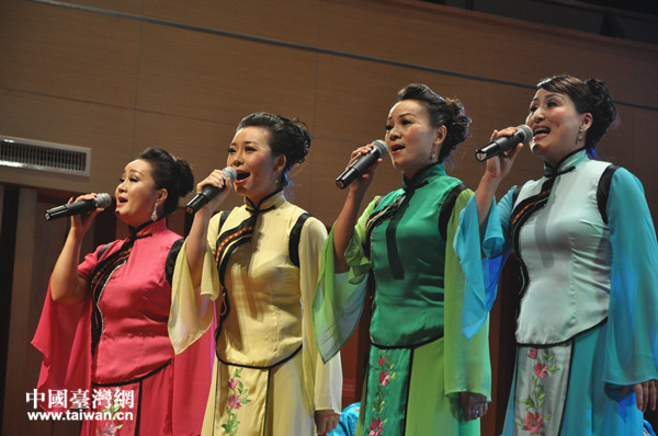 С���ӽM���ݳ���(d��ng)Ϳ��衶���ľG�����𲨡���