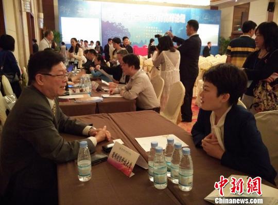 5��24�������_�ɰ���У�����ͽ�����������M��ǢՄ�����W���m �z