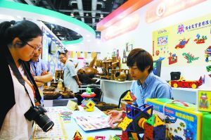 ���龩����(hu��)�ĳ��ͣ��_(t��i)���^�������ǵ��Ĵ΅�չ����2012���׌þ�����(hu��)����14���_(t��i)��չ�̅�չ���������ѽ�(j��ng)����33���_(t��i)���B�i���ˡ��Ą�(chu��ng)��������������Ϣ����(w��)�S�̹�ͬ���Ӿ�����(hu��)��Խ��Խ����_(t��i)���a(ch��n)Ʒ�ڃ�(n��i)��չ����ͬ�r(sh��)���_(t��i)������(w��)�I(y��)Ҳ����(zh��n)�˃�(n��i)�����M(f��i)�Ј�(ch��ng)�ľ޴���g��