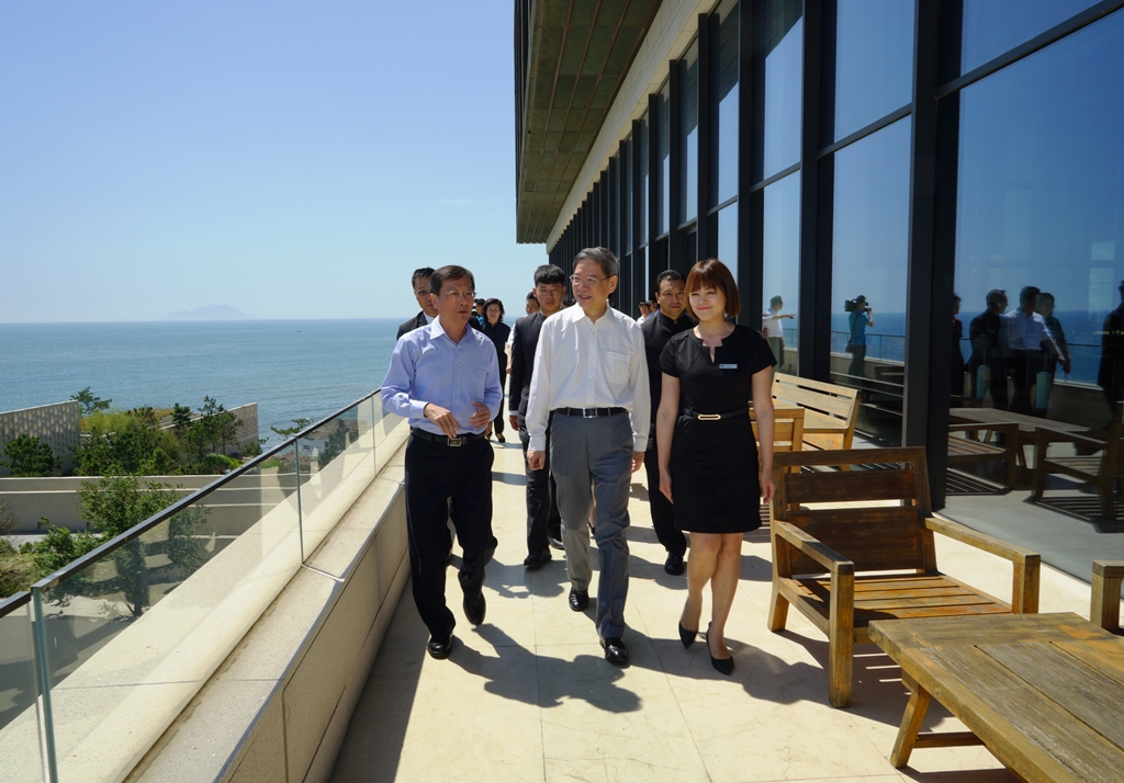 張志軍主任出席魯臺經(jīng)貿(mào)洽談會并在山東調(diào)研 張志軍主任出席魯臺經(jīng)貿(mào)洽談會并在山東調(diào)研