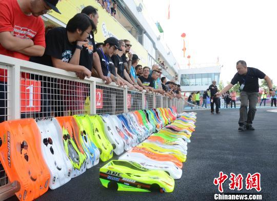 ��α�ِ�R����λ�����܊�͸��ݹ�܊�������ͱ� �z