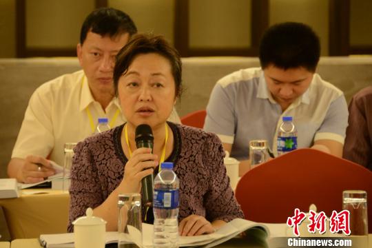 �_(t��i)���W(xu��)�ߣ��ڴ��ɰ����Q(m��o)�^(q��)��(du��)�Ӵ�ꑽ�(j��ng)�(y��n)ֵ�ý��b