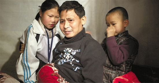 “浙姐弟收廢品為生”續(xù):臺灣同胞要供讀到大學(xué)