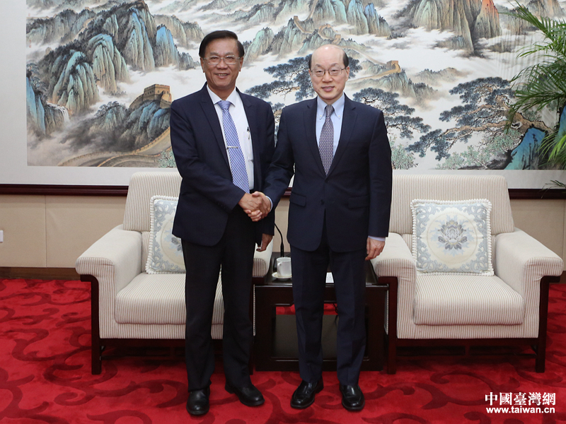 ���Y(ji��)һ��(hu��)Ҋ(ji��n)�_(t��i)����Ͷ�h�L(zh��ng)������