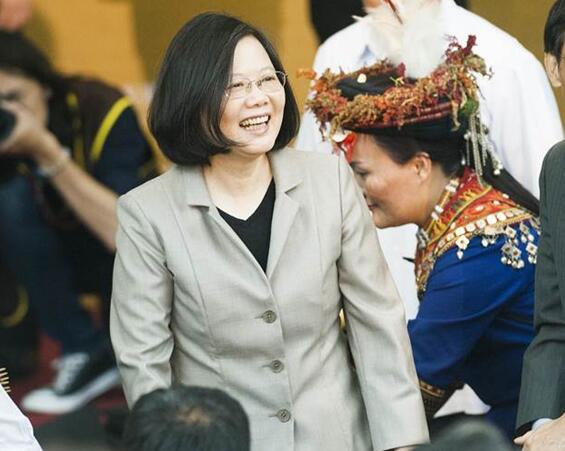 ʮһ���γ�ϯ��ȫ���� �@��"�󵰸�"�_��ֻ�ܿ�����ˮ