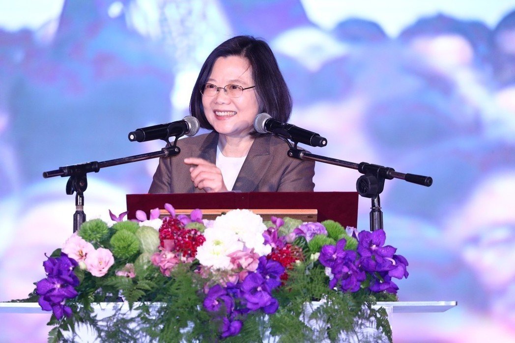 國民黨談蔡英文"你不知道我在接近你"說:原來是pm2.5 國民黨談蔡英文"你不知道我在接近你"說:原來是pm2.5