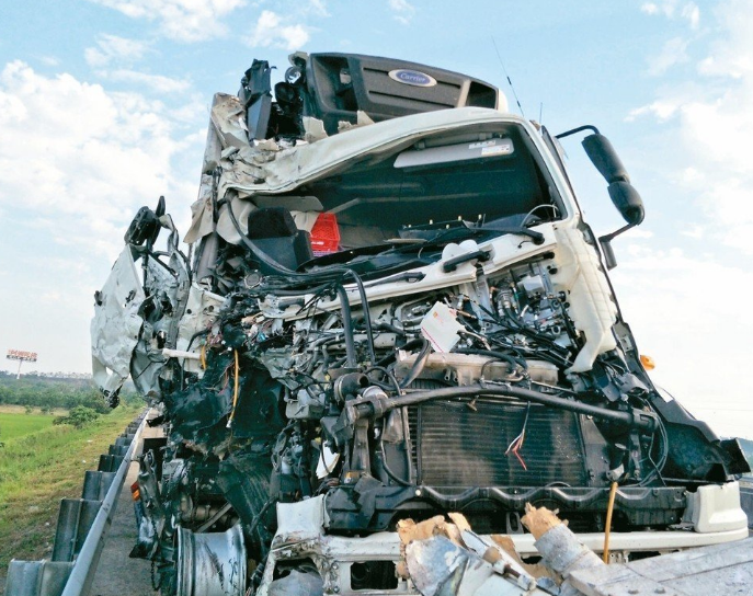 һ��ͨ�¹ʿ���̮�(d��ng)�֣��Ͳ���Ѫ���ڹ� �������u(m��i)������