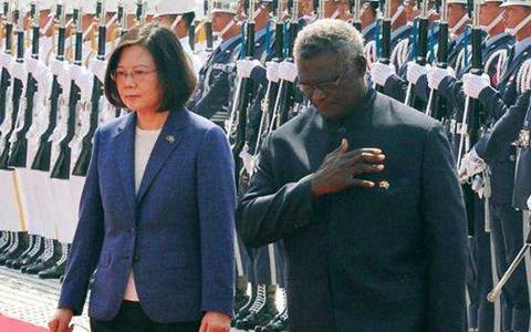 �����_�TȺ�u�c�_�����ཻ�������M(j��n)�h�ġ����w·��