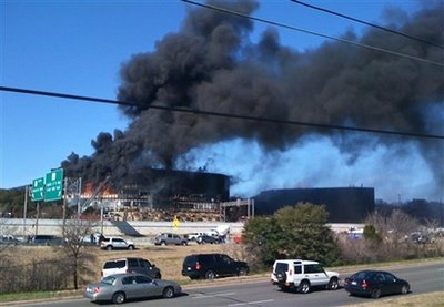 �M�D�������W˹͡�ж���(w��)�ִ������������911���u��