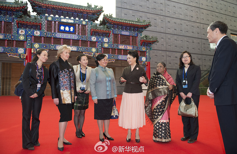 �����£���(x��)��ƽ��ϯ���Қgӭ��ҁ�(l��i)��������