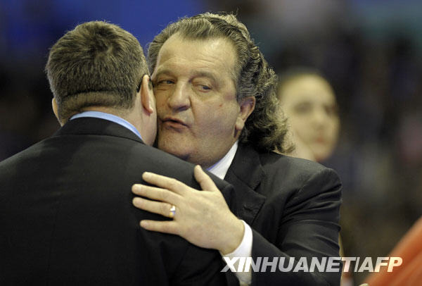  11��2�������_˹�����f�����ж��_˹����ɫ���p�؇������̽���ɳ��̩���T�������R�Z�S�殔(d��ng)����Ī˹���������ⲻ�����ݘ����䚢���@��2009��4��5�����_�������Ĕz�Ŀ����R�Z�S�棨�ң����Y����Ƭ��