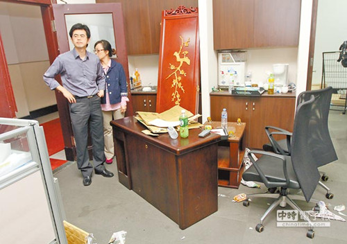 �_(t��i)������Ժ����W(xu��)���_���Ɖļs��300�f(w��n)�_(t��i)���ޏ�(f��)