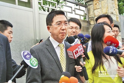 王金平邀朝野協(xié)商無(wú)共識(shí)藍(lán):民進(jìn)黨想掐死服貿(mào)